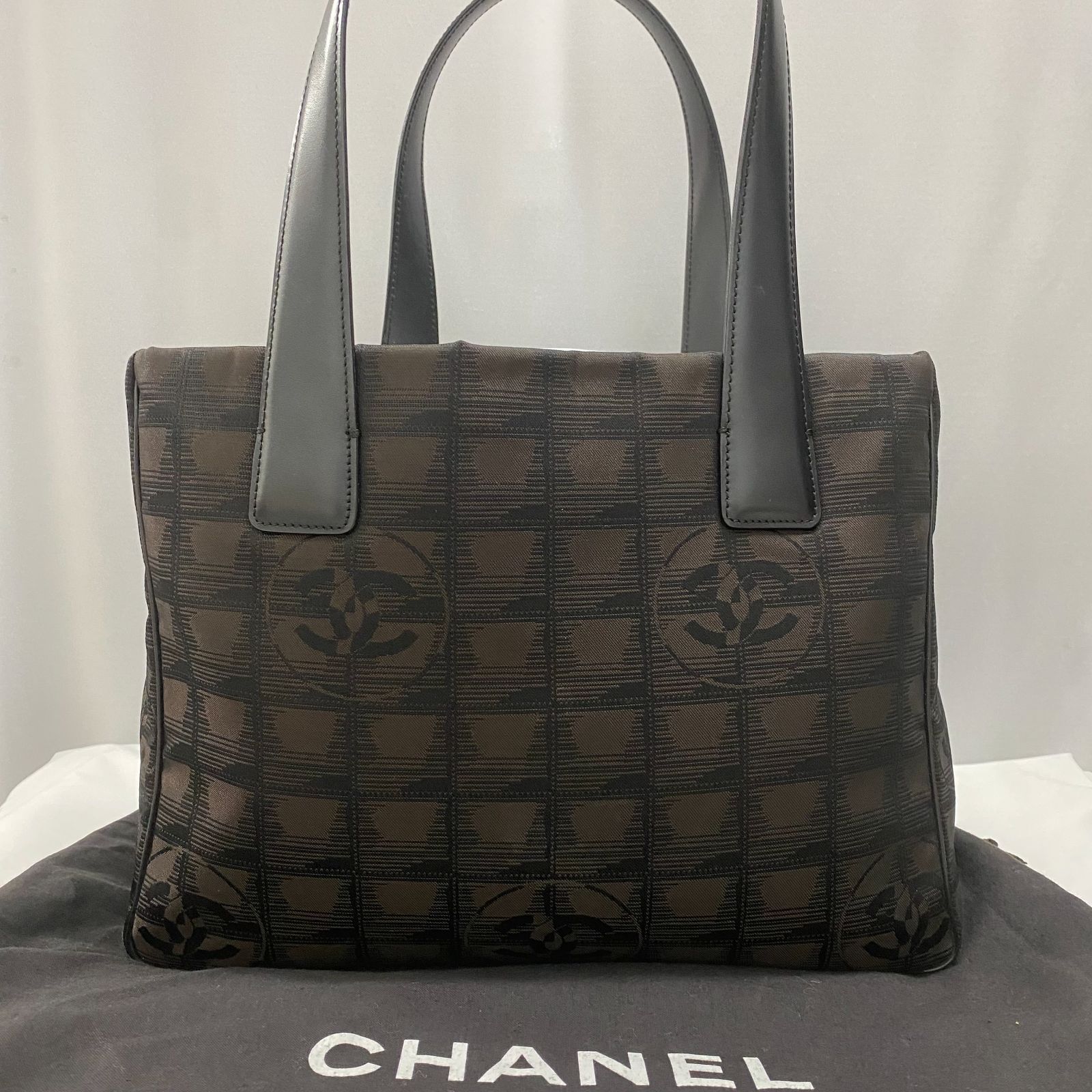 CHANEL シャネル ニュートラベルライン PMトートバッグ ココマーク ロゴ