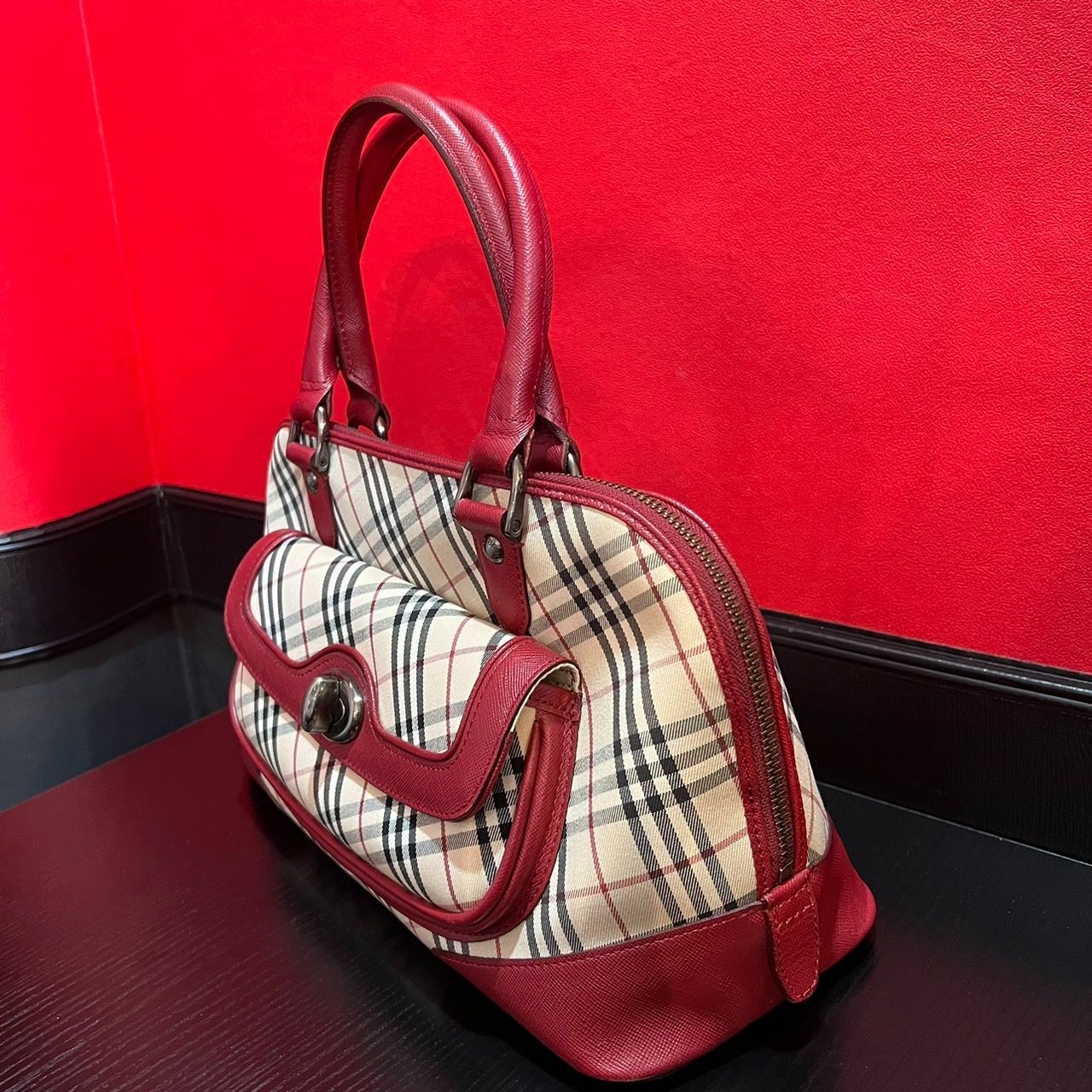 美品☆ Burberry バーバリー チェック柄ターンロックハンドバッグ ノバ