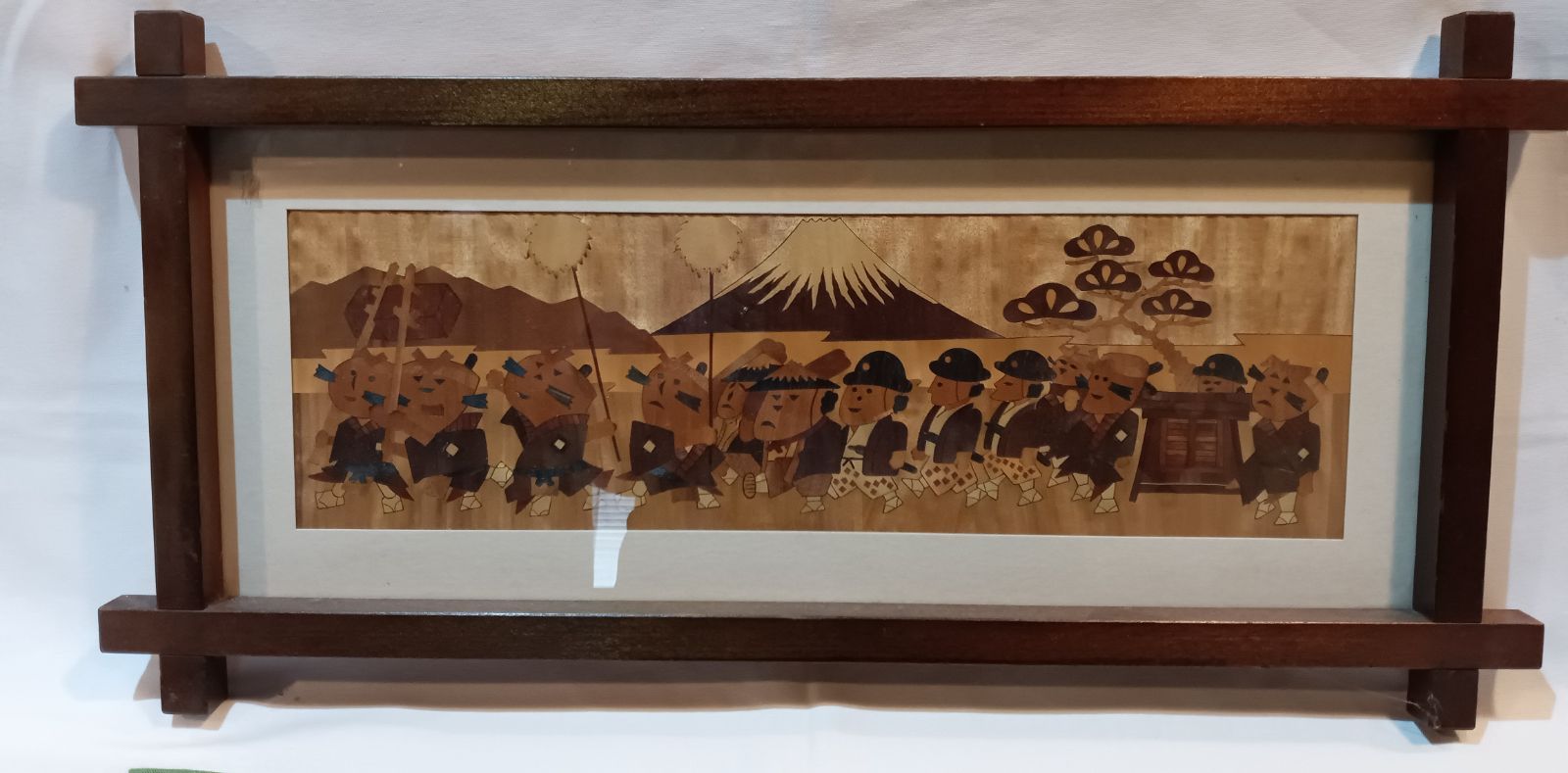 箱根木象嵌額絵参勤交代図