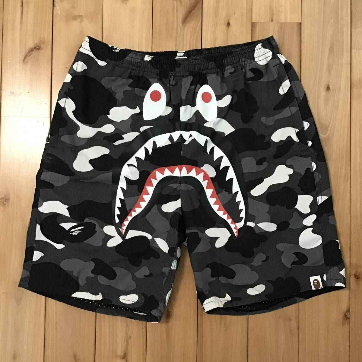 ☆蓄光☆ City camo シャーク ハーフパンツ Mサイズ ショーツ a  