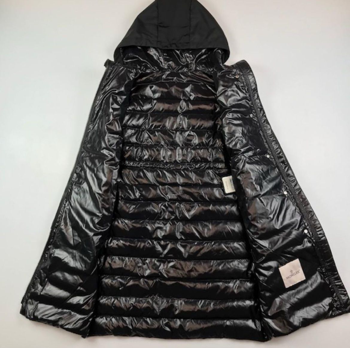 新品未使用☆MONCLER☆モンクレール・XENIE ガールズ ワッペン 刺繍