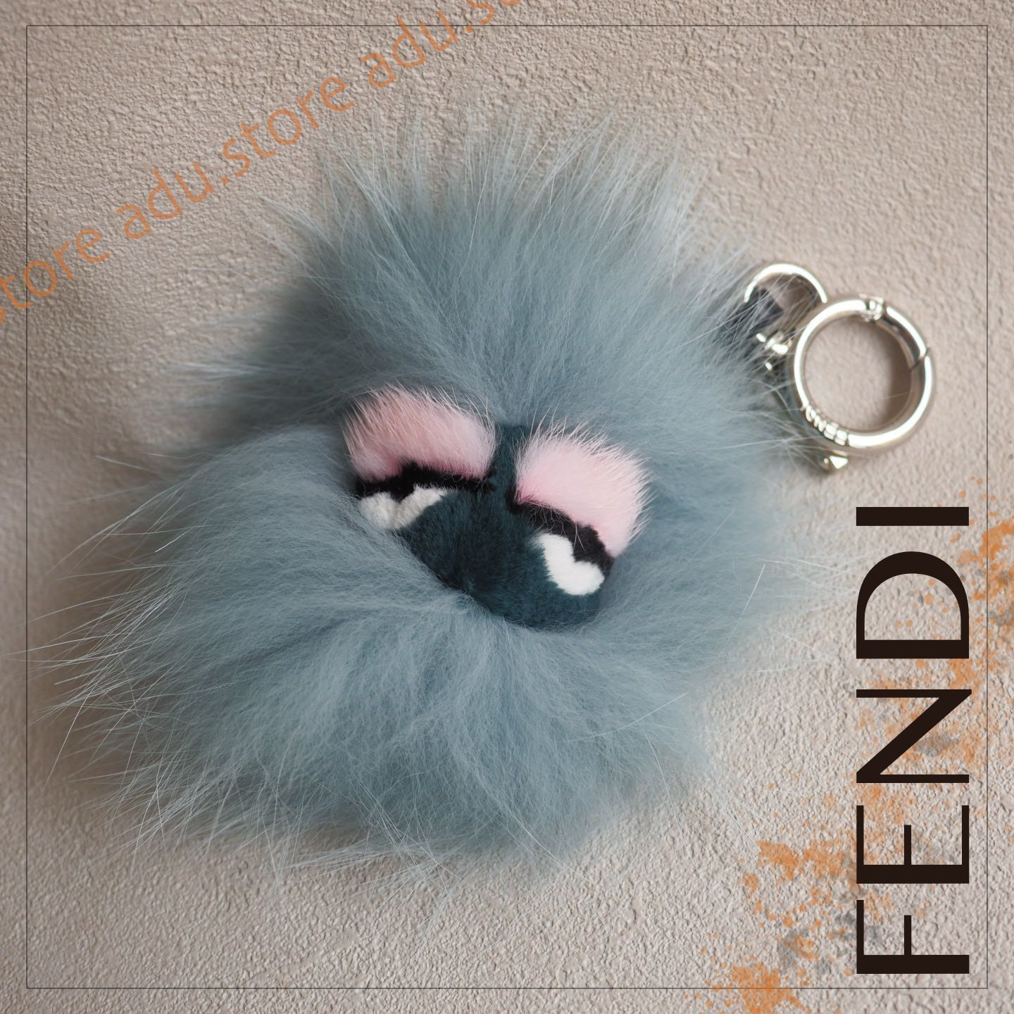 美品☆ フェンディ FENDI バッグ バグズ モンスター チャーム 