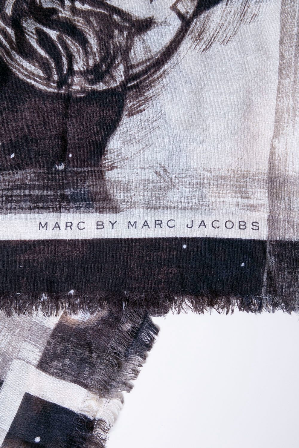 スペシャル特典 MARC JACOBS マークジェイコブス 大判ストール 宇宙 - メルカリ 小物