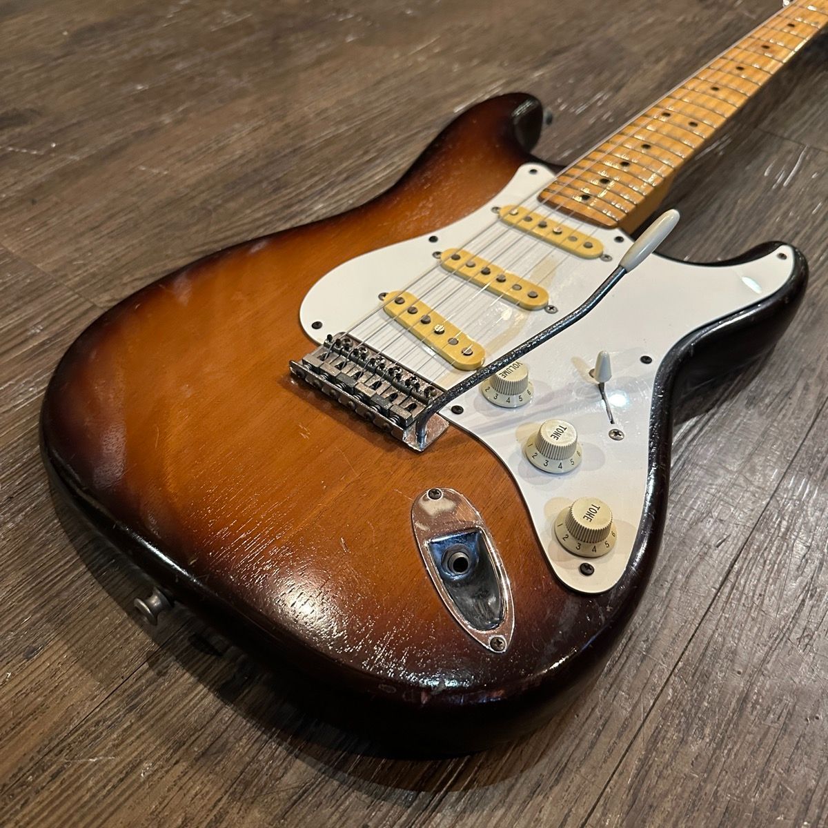 FERNANDES エレキギター TARGET by Fernandes MGT-85CX Hide Electric Guitar（中古/送料