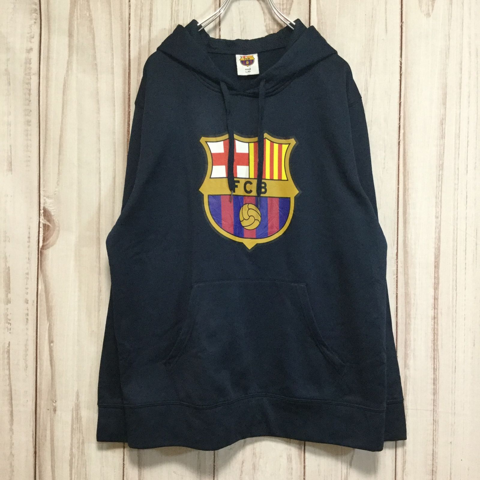 50％OFF 【パーカー】 BARCELONA ビッグロゴ / 人気ブラドン FC 