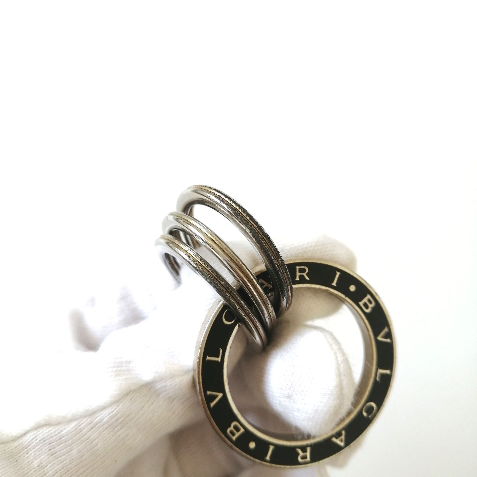 BVLGARI 3連キーリング　ブラック×ゴールド ブルガリ BVLGARI 3連キーリング ブラック 156 - メルカリ