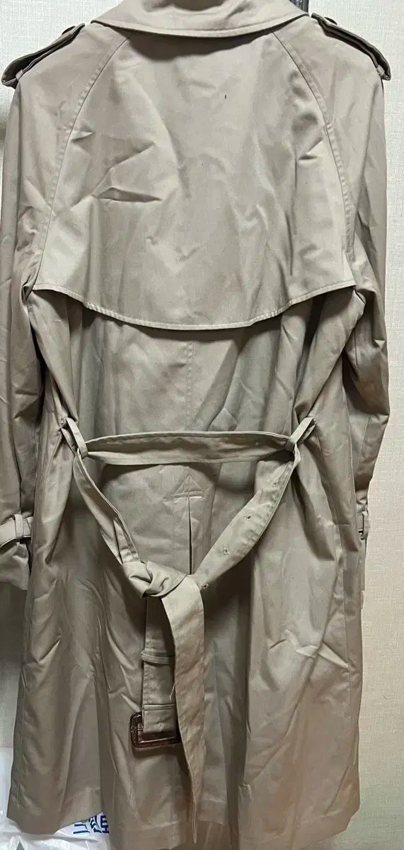 イタリア ベージュ