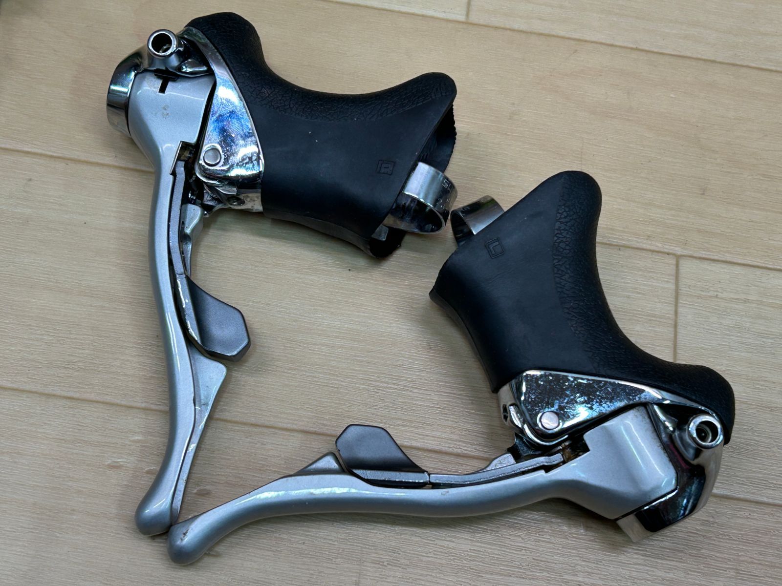テルスポ イチ推し!! 良品!! 希少 ビンテージ!! SHIMANO DURA-ACE ST