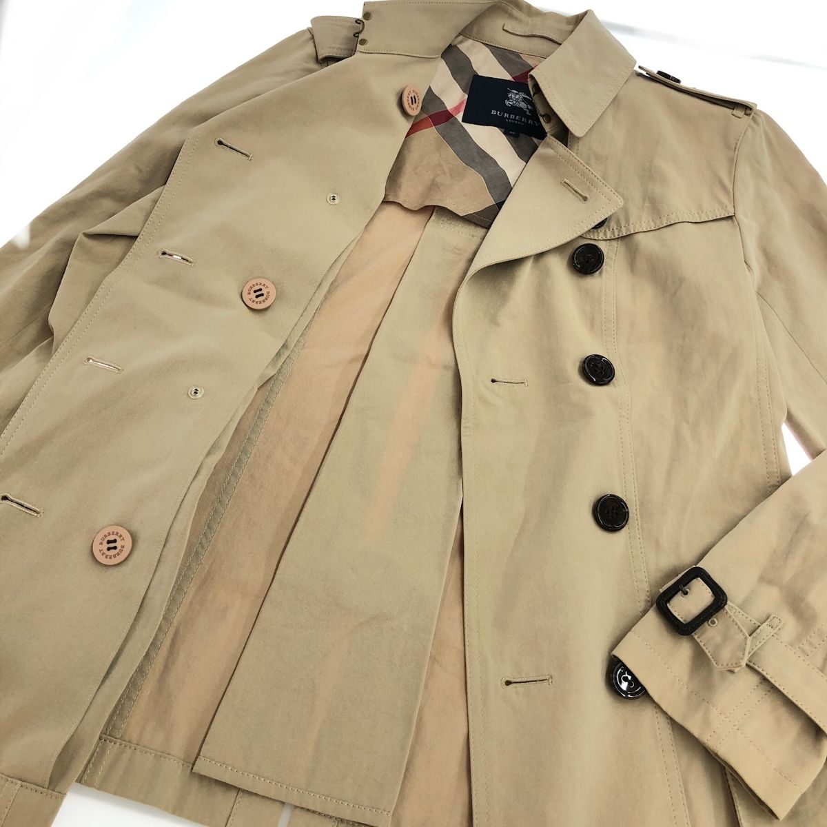 バーバリーロンドンショートトレンチ40サイズ バーバリーロンドンショートトレンチ40サイズ 美品】BURBERRY