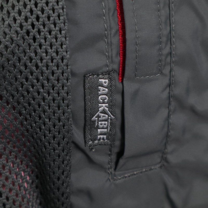 レッド×グレー系