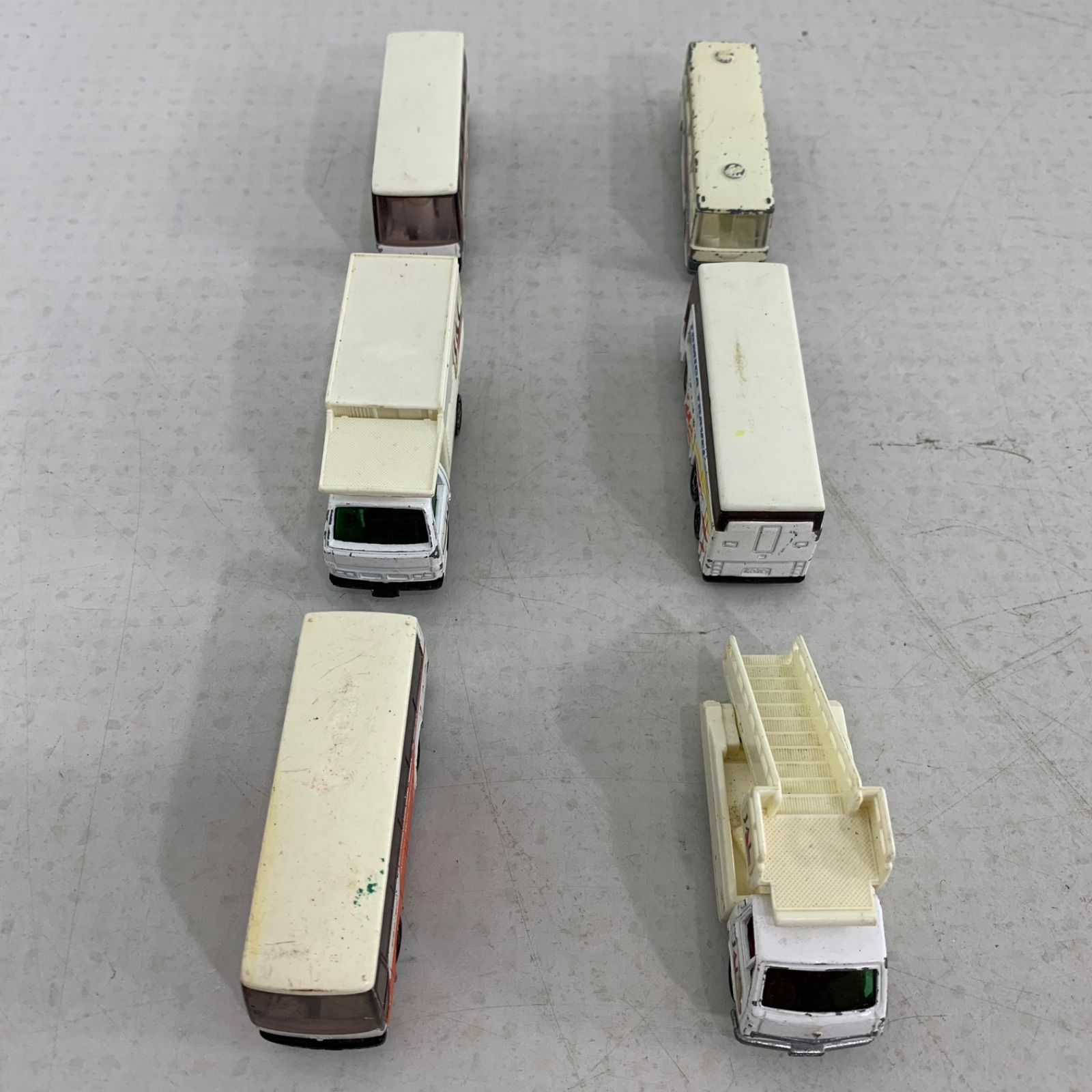 トミカ ミニカー