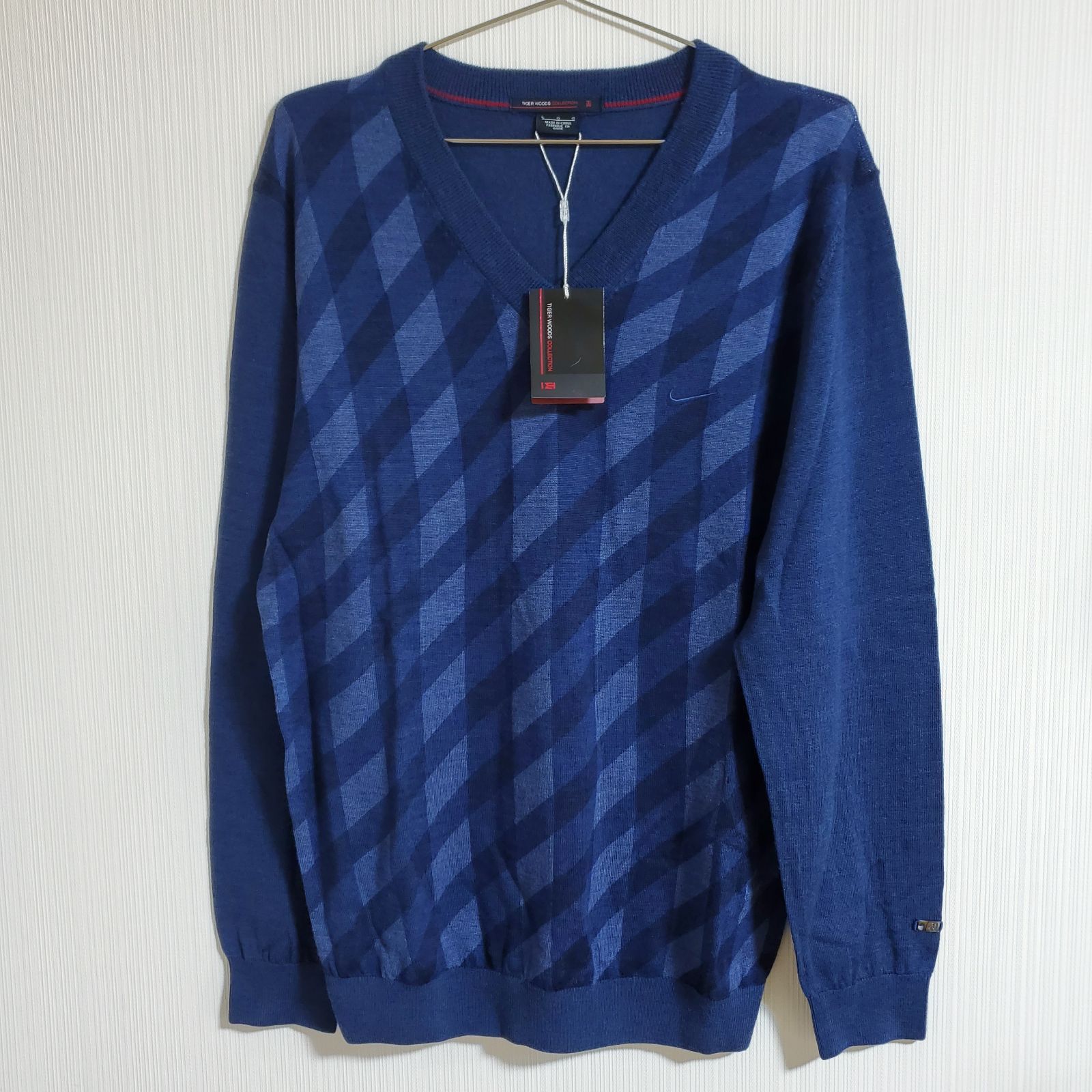 【極美品】NIKE GOLF ナイキゴルフ タイガーウッズ クルーネックセーター 極美品】NIKE GOLF ナイキゴルフ タイガーウッズ クルーネック