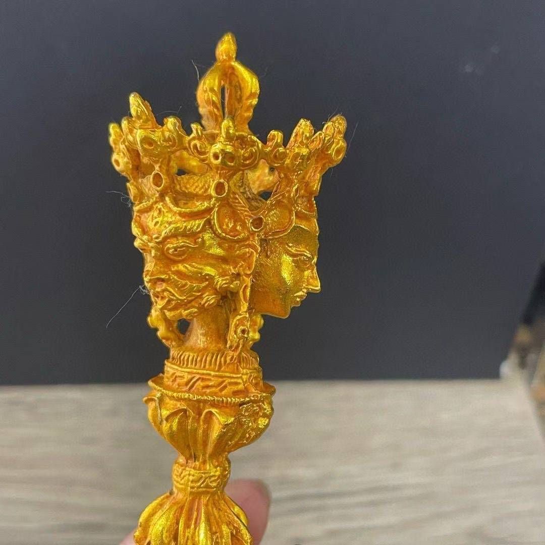 中国古美術・蔵伝工芸・旧チベット収寒鉄刻金剛降魔斧・文房置物・鎮宅辟邪・風水 新品・未使用】旧家収蔵 中国古玩 ?? 馬頭金剛降魔杵 置物