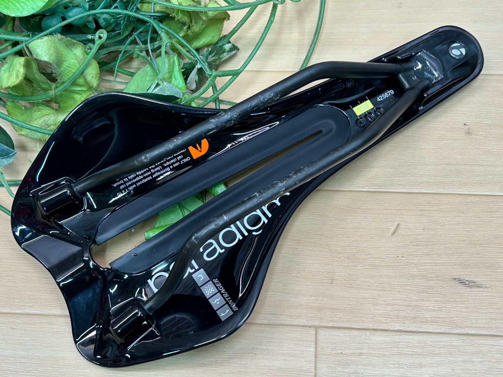 BONTRAGER ボントレガー PARADIGM XXX サドル カーボン Bontrager