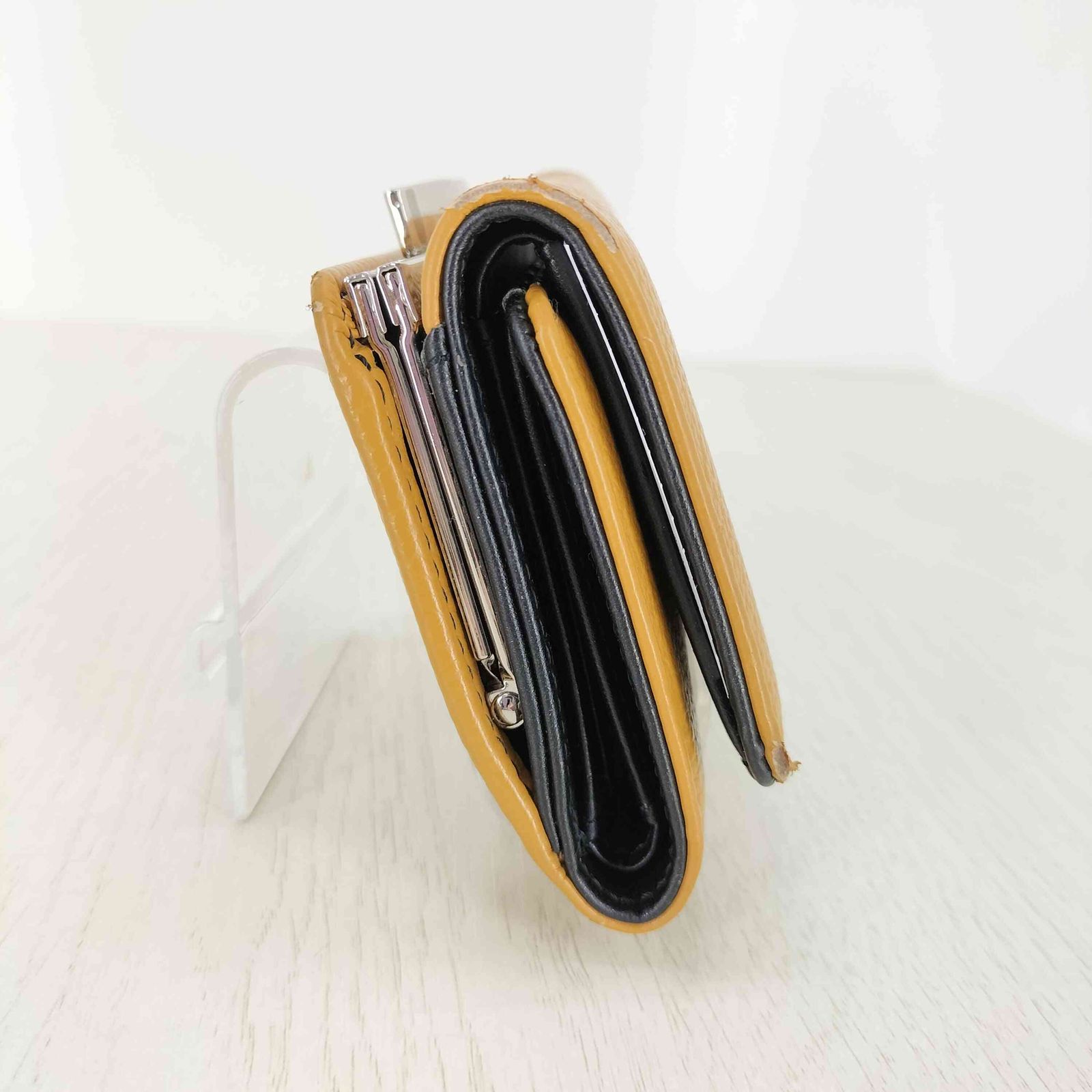 ヴィヴィアンウエストウッド Vivienne Westwood RE-VEGAN GRAIN SMALL FRAME WALLET レディース 表記無