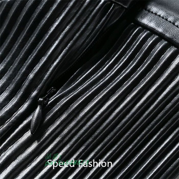 レザーワンピース ノースリーブ