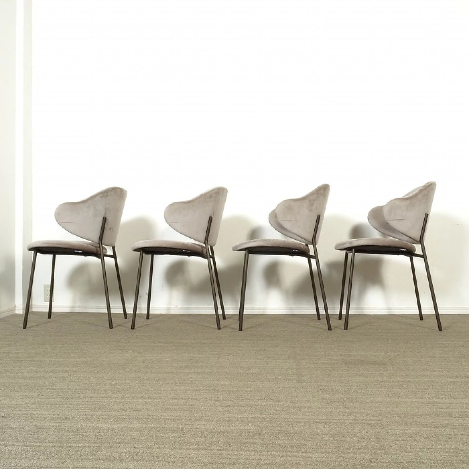 ◾︎SELUNO◾︎ 【展示良品】Calligaris カリガリス HOLLY ◾︎SELUNO◾︎ 【展示良品】Calligaris カリガリス HOLLY
