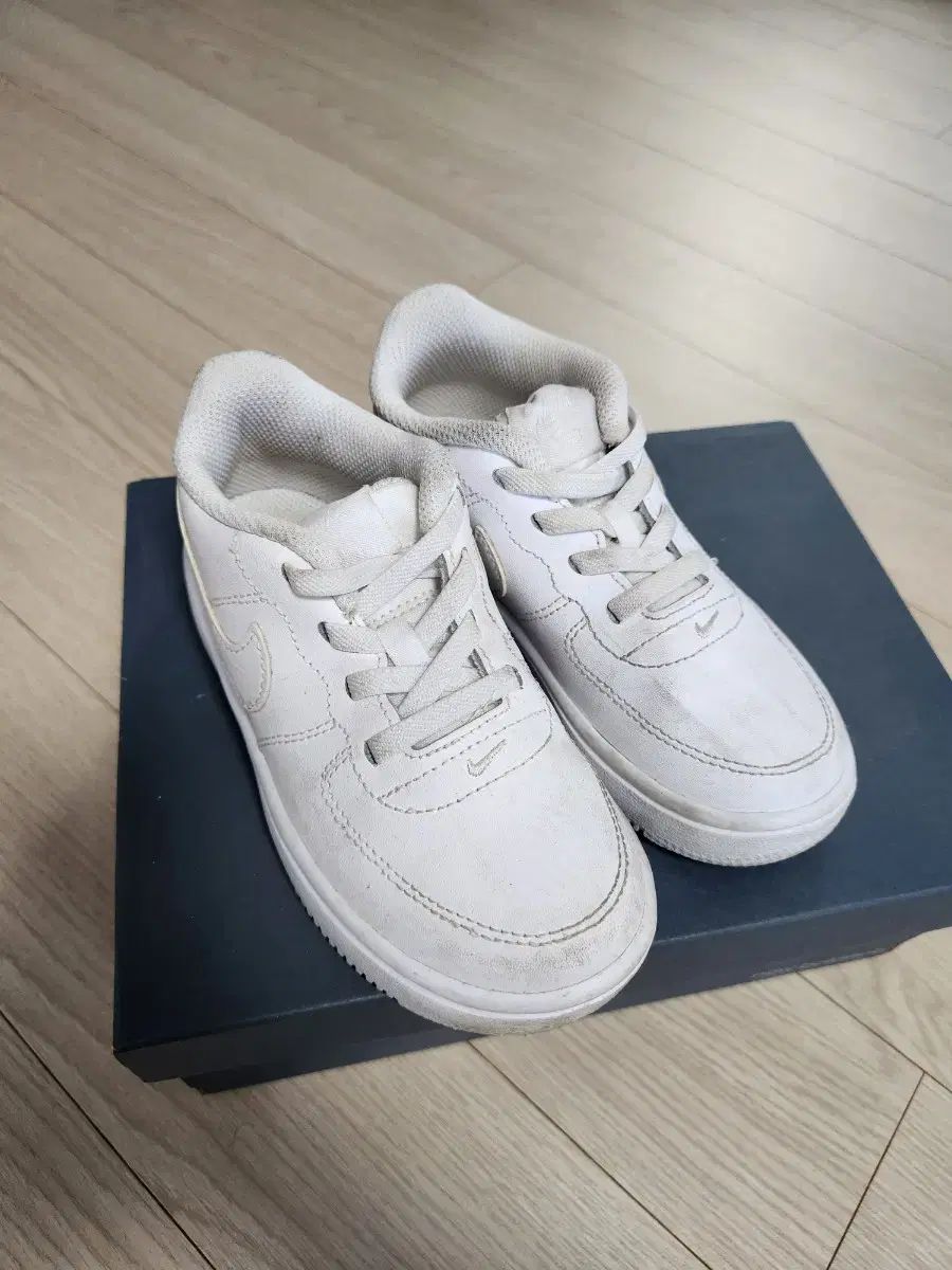 【人気，限定セール】 赤ちゃん 若者 NIKE(ナイキ) スニーカー 15cm その他