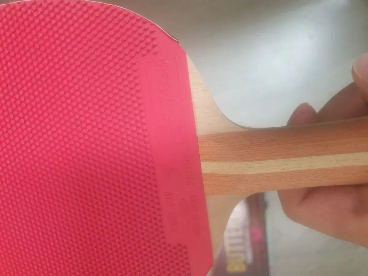 ダイオード 卓球ラケット と ラバー