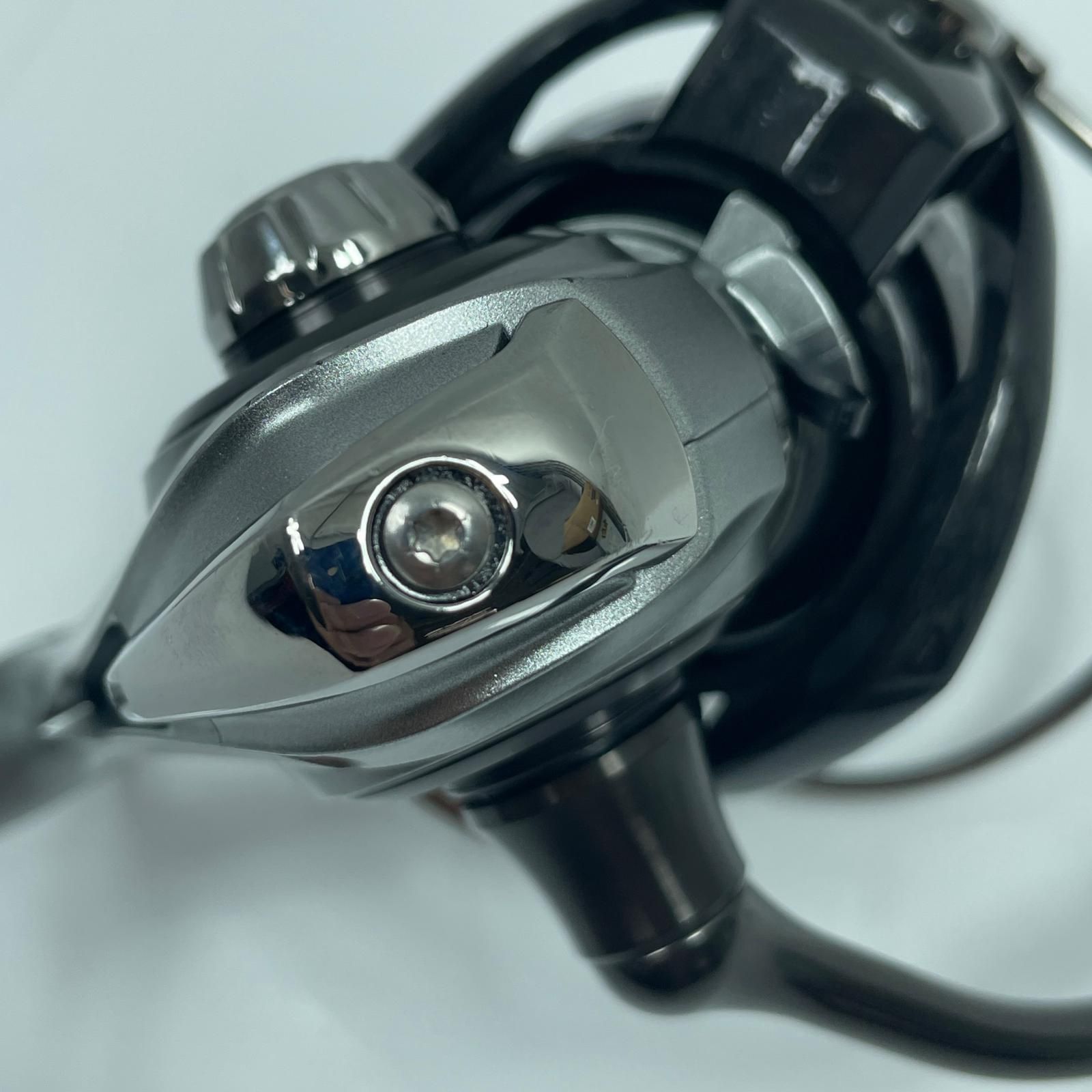 ダイワ スピニングリール 18 カルディア　ＬＴ 4000CXH（ジャンク品） DAIWA ダイワ スピニングリール 18カルディアLT4000-CXH 056043
