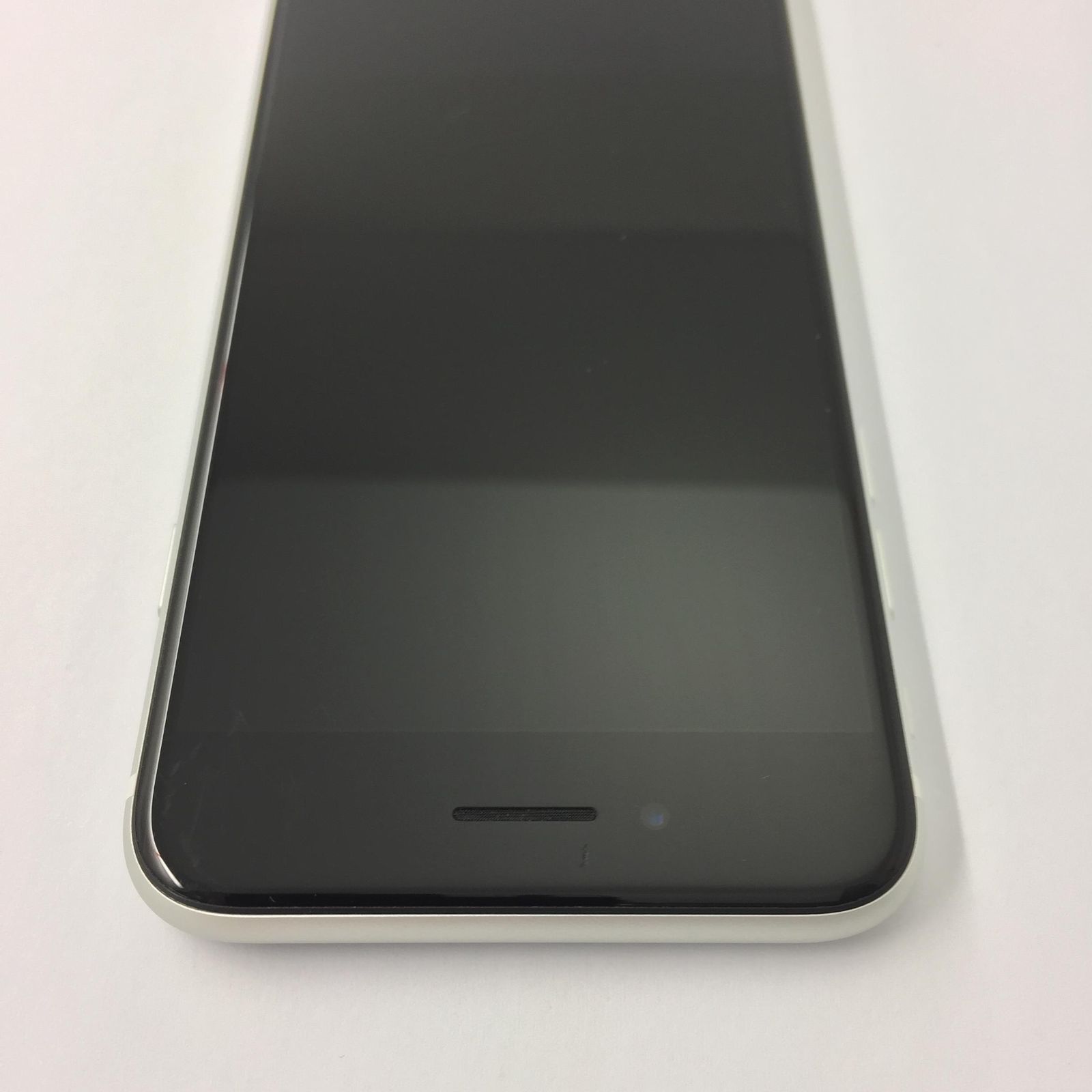 キズあり品】iPhone SE（第2世代）/356796116508261 - メルカリ