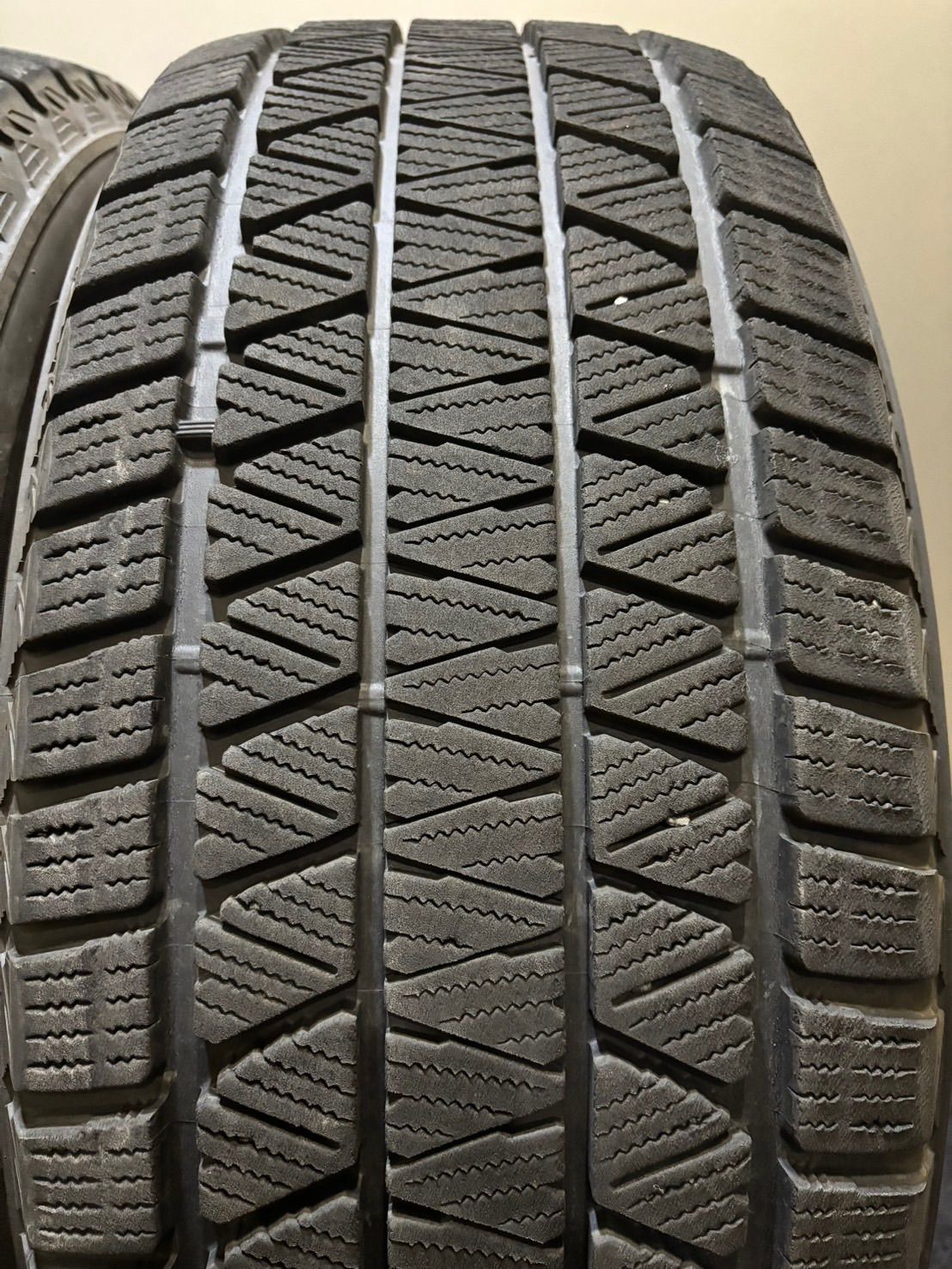 265|60R18