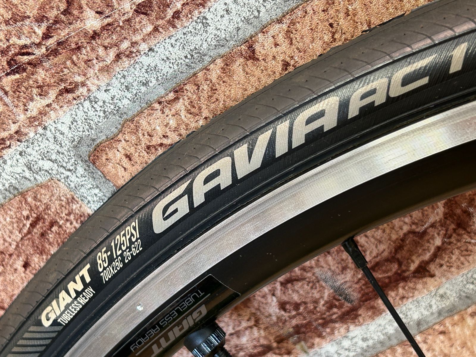 GIANT PR2 TLR C22 700c 前後ホイールセット GIANT PR2 TLR C22 700c 前後ホイールセット - メルカリ