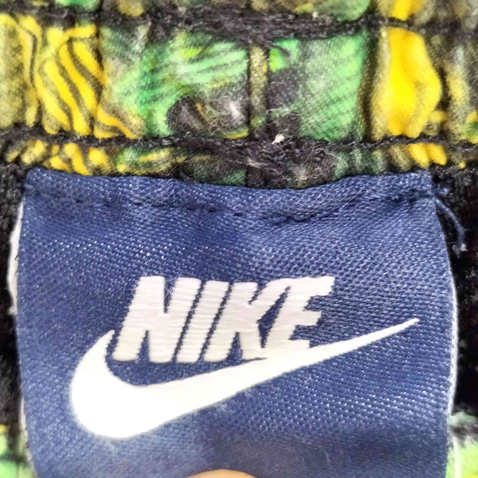 ナイキ NIKE Floral Short 裏地 メッシュ 総柄 ショートパンツ