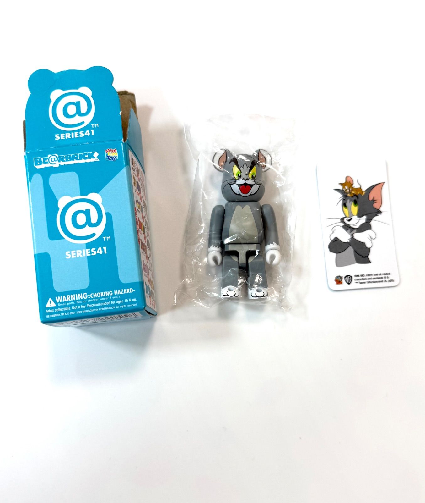 Bearbrick 100% Series 41 basic letter R w/ box & card