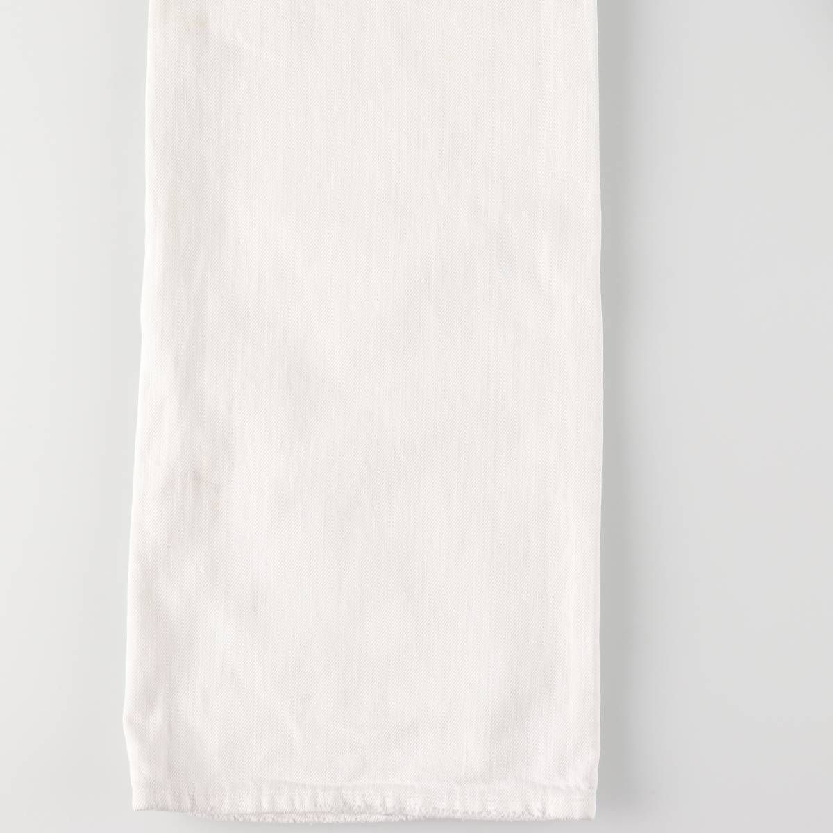 ホワイトデニム