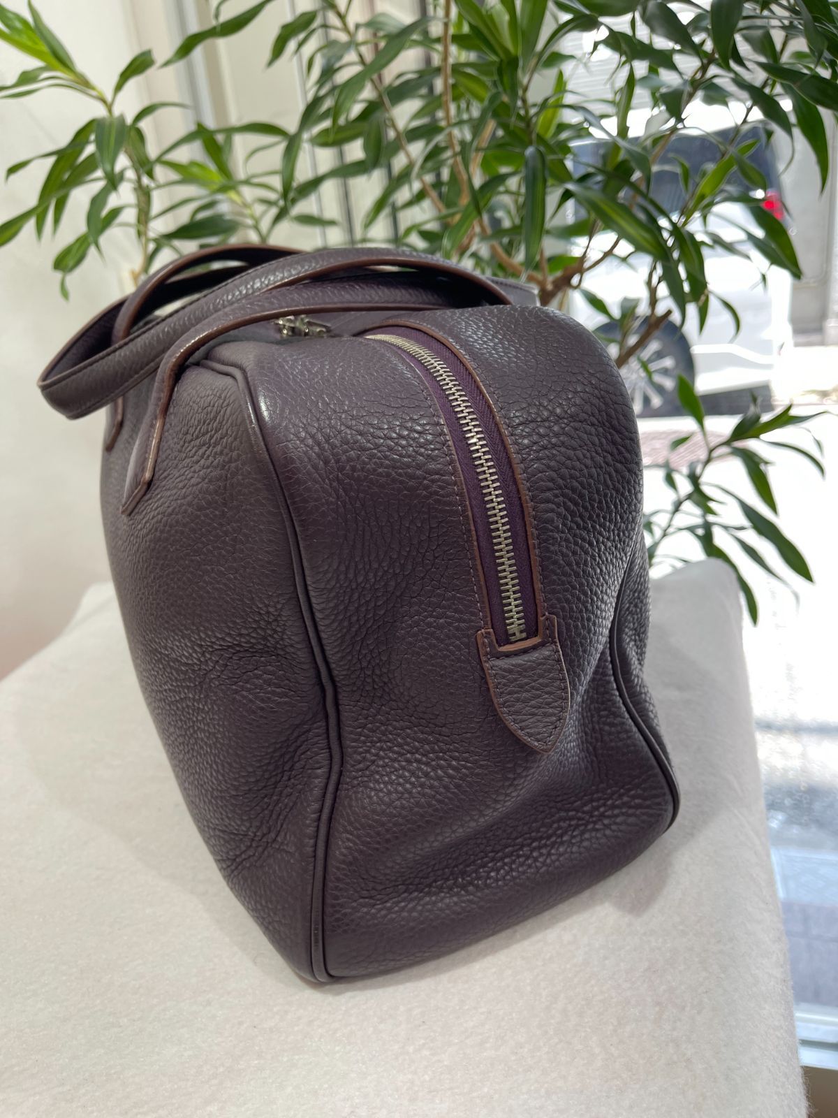 希少HERMESエルメス　ヴィクトリア35 レザン 美品】HERMES エルメス ヴィクトリア 35 トリヨンクレマンス