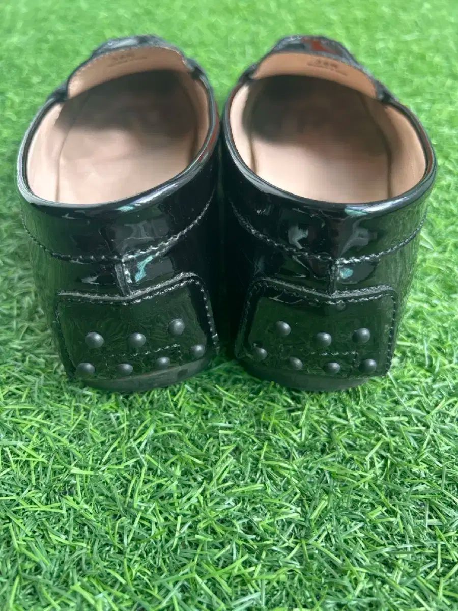 TOD S トッズ エナメル レディース ローファー 36 5