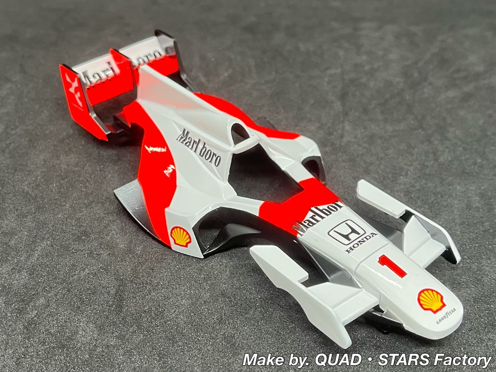 【ミニ四駆・ボディ】シャドウシャーク／F1スタイルシリーズ　マクラーレン MP4 ミニ四駆・オリジナル塗装ボディ】シャドウシャーク／F1スタイル