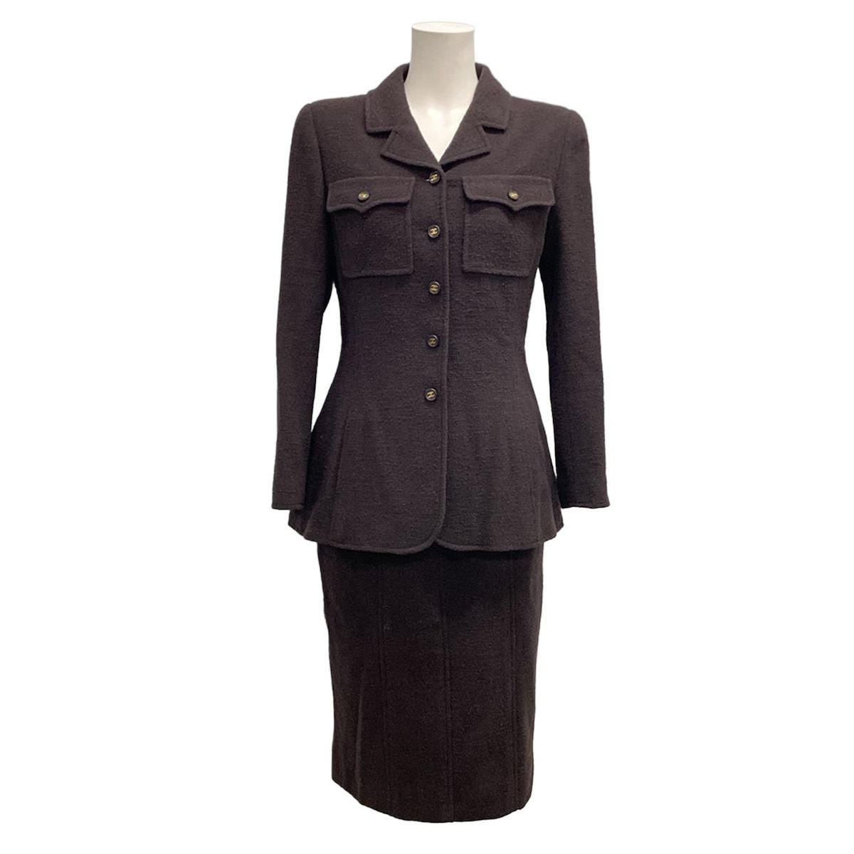 CHANEL シャネル スカートスーツ レディース - P05930 ダークブラウン ココマークボタン ウール