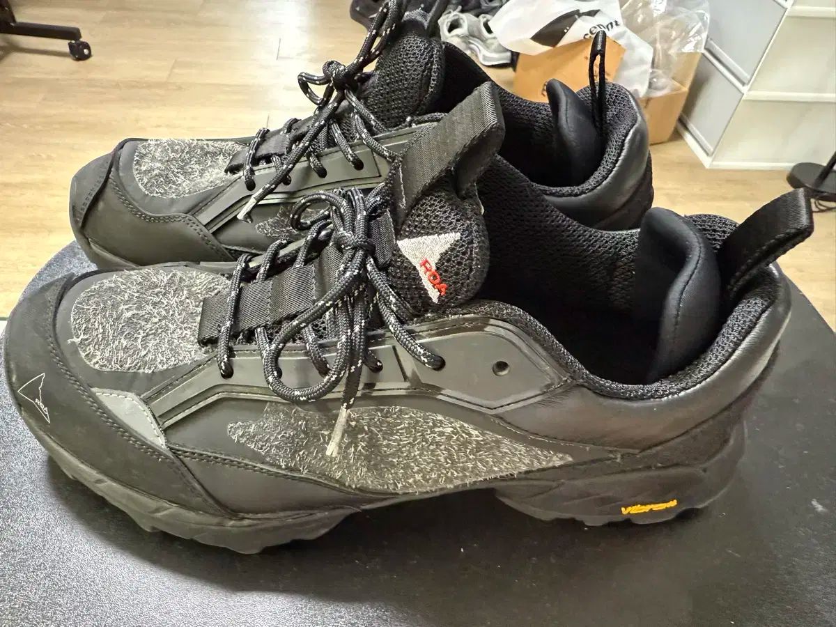 ROA 락 파 ブラック 43 ROA Fedaia Olive×Black 43 ロア 約28cm 2日