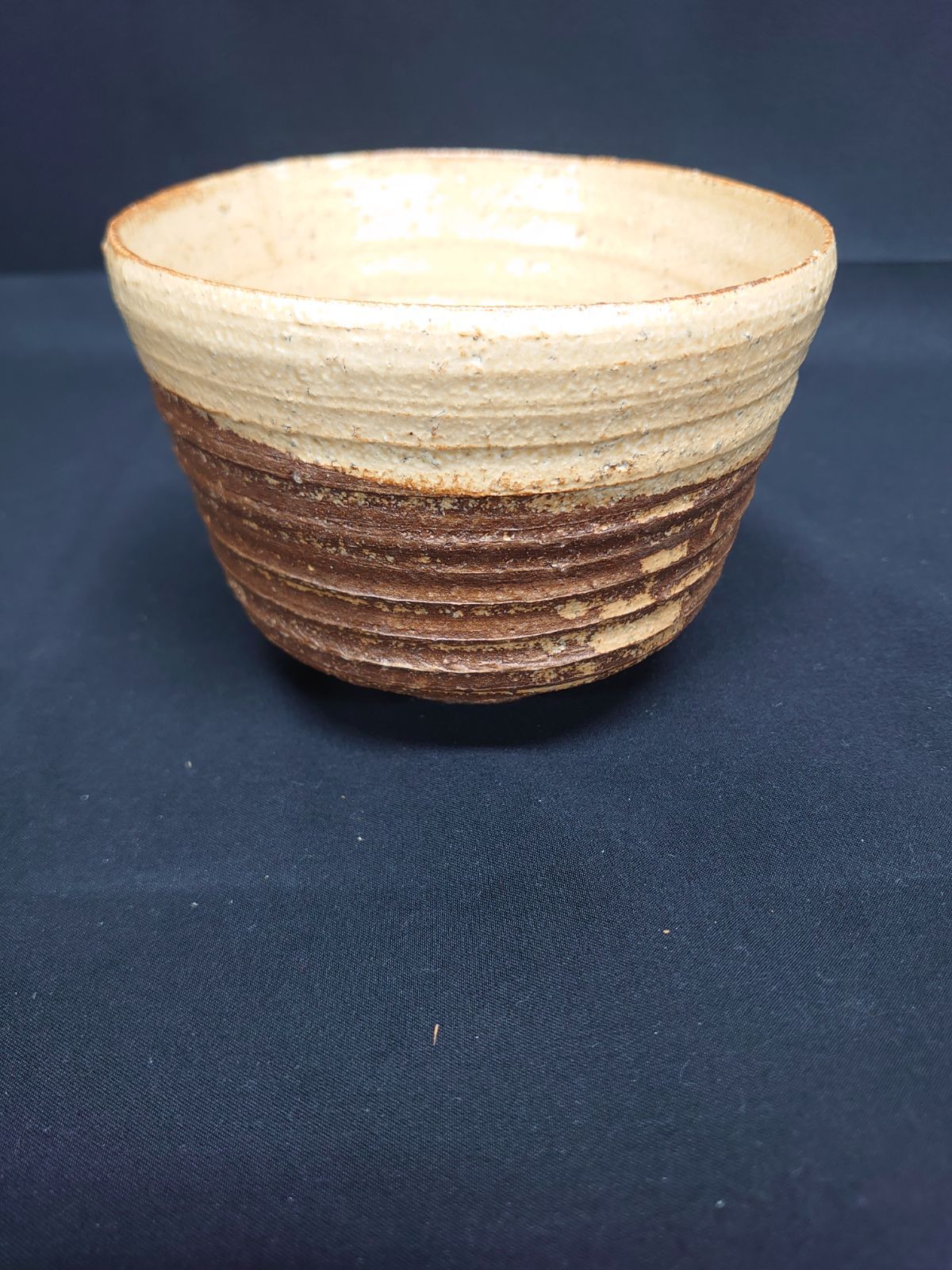 ほぼ新品】京焼 小川欣二造（黄瀬戸草文抹茶茶碗） ほぼ新品】京