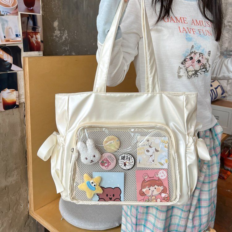 フリルバッグ　ホワイト　リボン　フリル　トートバッグ　ハンドメイド 痛バッグ 白 ホワイト 痛バ ハンドバッグ フリル リボン