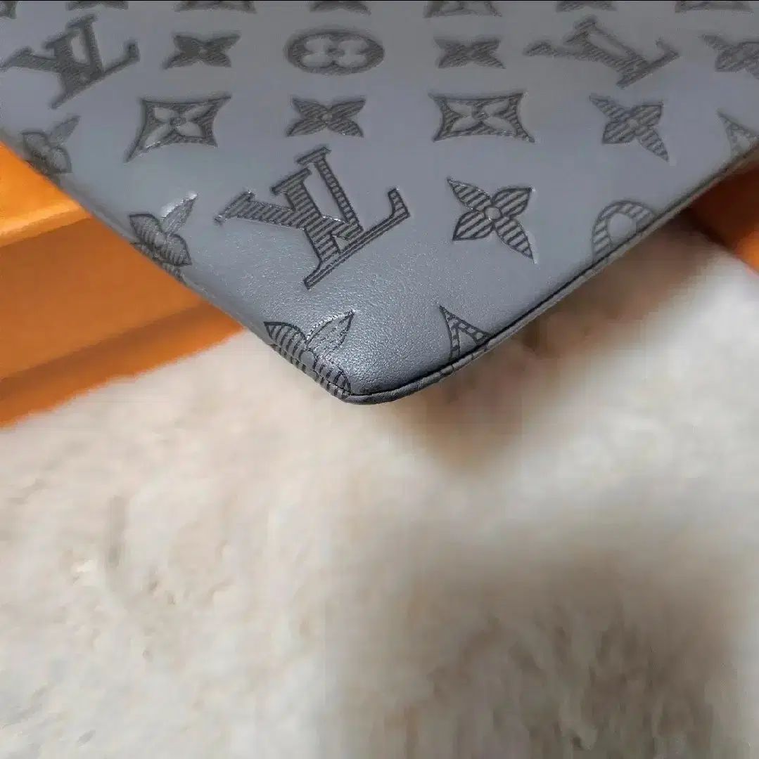 ポシェット クラッチバッグ