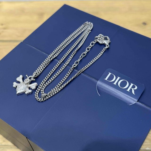 DIOR SHAWN STUSSY BEE NECKLACE ディオール ショーン