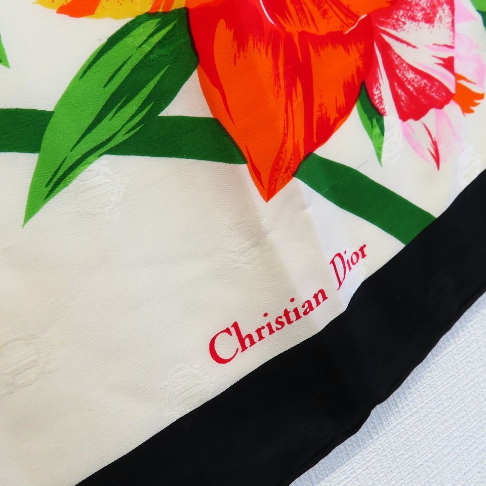 Christian Dior フラワー柄 スカーフ 黒 楽天市場】ディオール スカーフ 花柄の通販