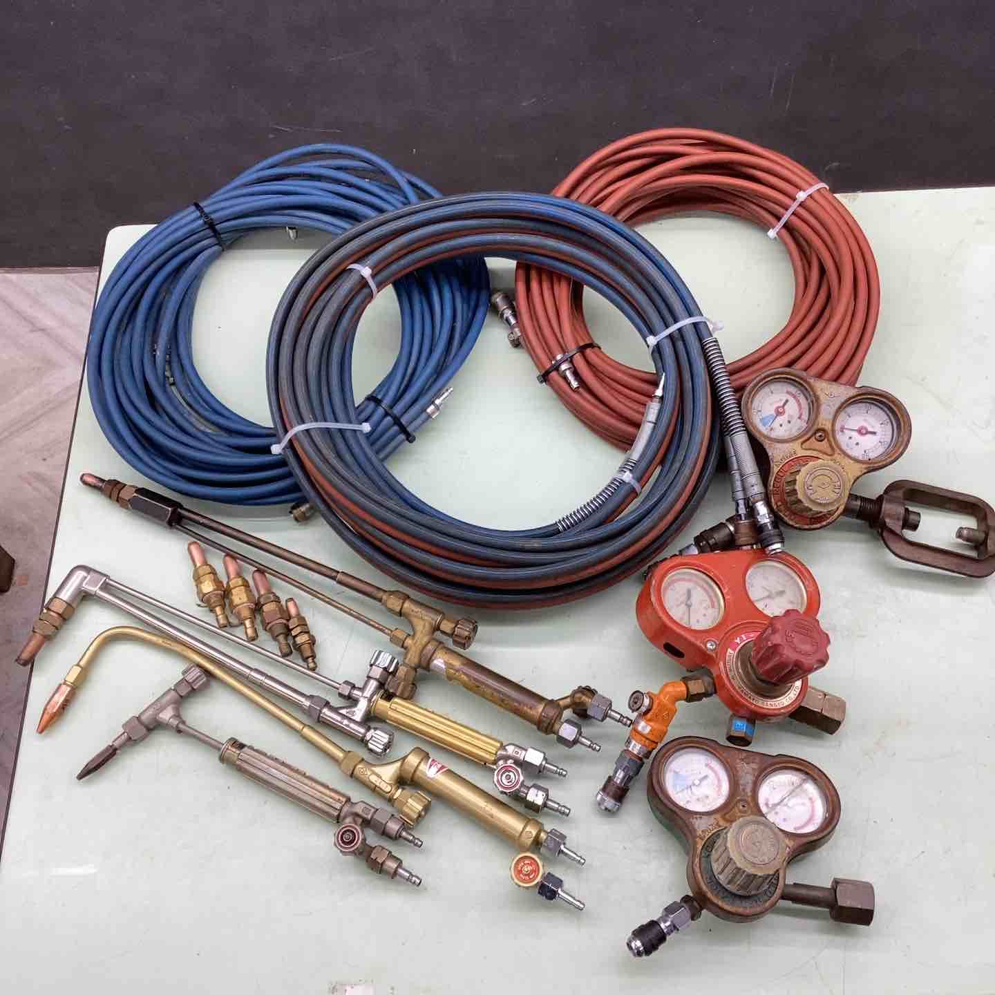 まとめ売り ３号港溶接機G A切ゴールドライト２ 切断機 水干 酸素 アセチレン ガス ホース レぎ売り セット 越谷店