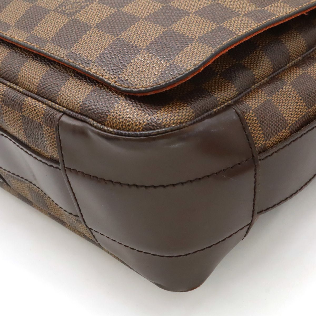 VUITTON