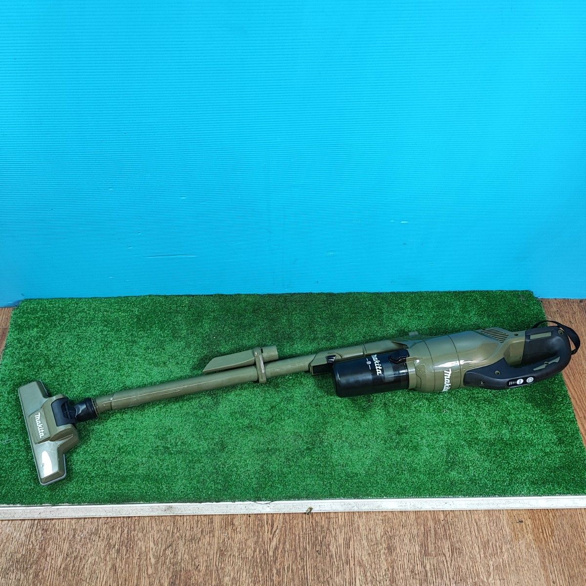 マキタ makita コードレスクリーナー CL286FDZO 岩槻店