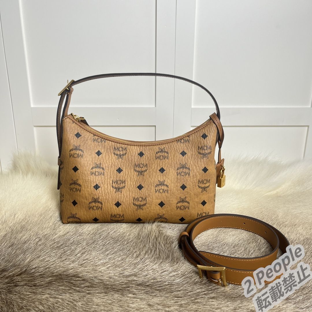 MCM ライトグレー ハンドバッグ MCM“ヴィセトス柄×なめらかレザー”の