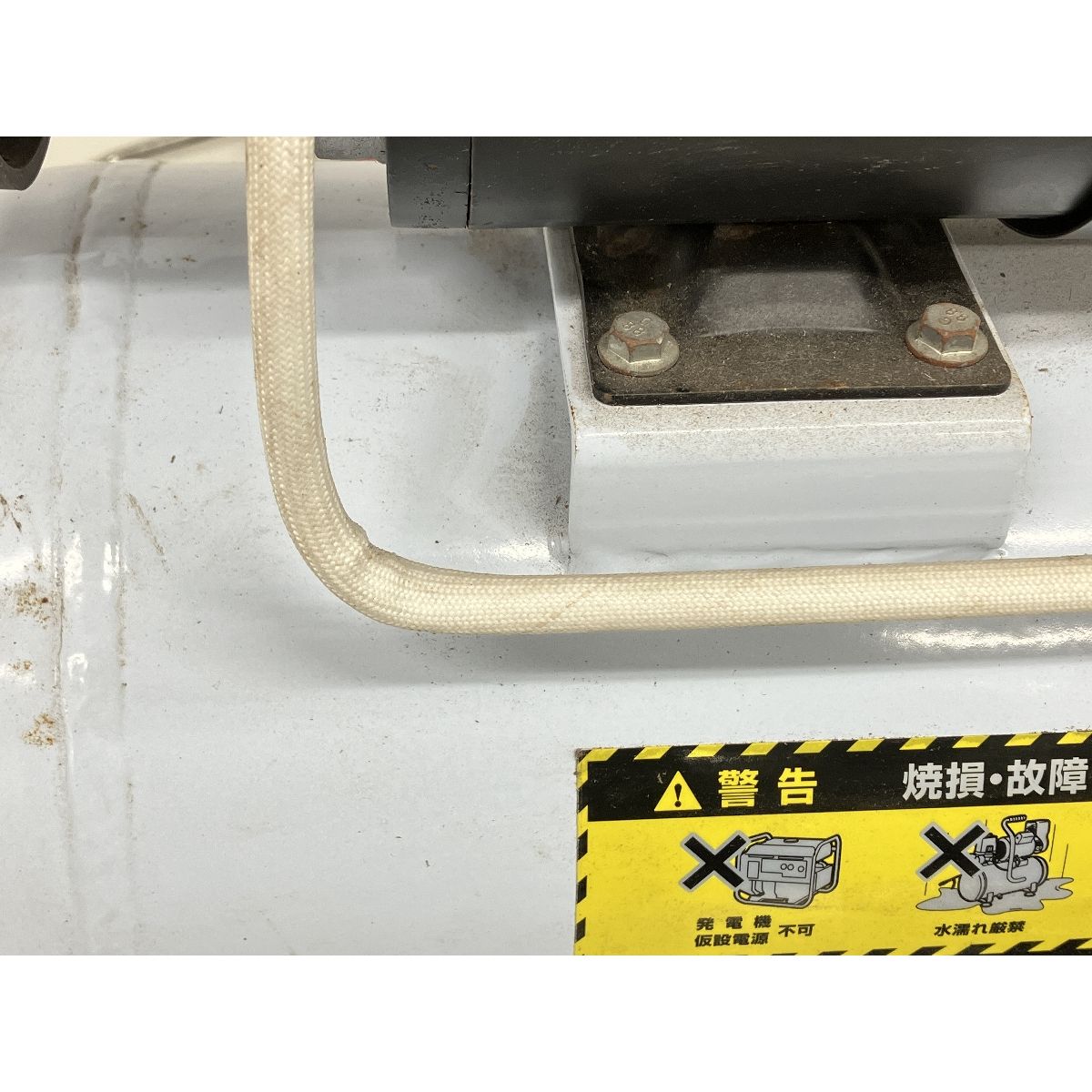 エアーコンプレッサー