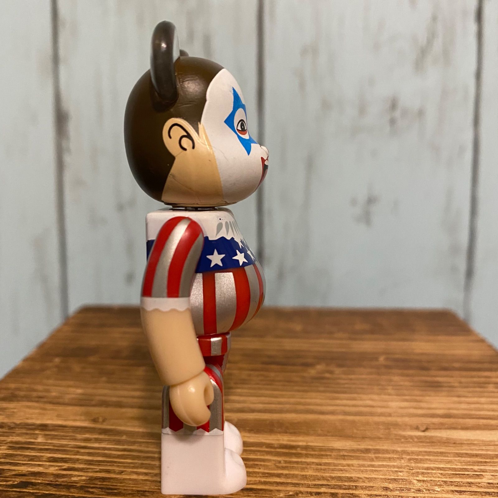 BE＠RBRICK ベアブリック 100% シリーズ35 ニューロティカ