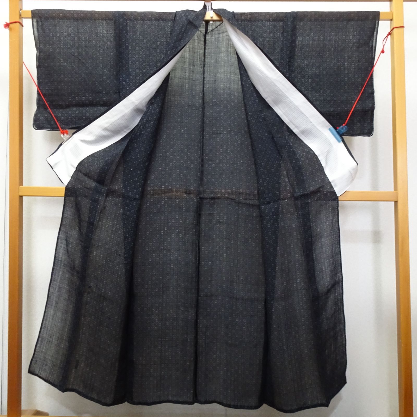 M4417☆ 着物淡雪 ☆ 逸品 本場宮古上布縦横絣幾何学模様アンティーク