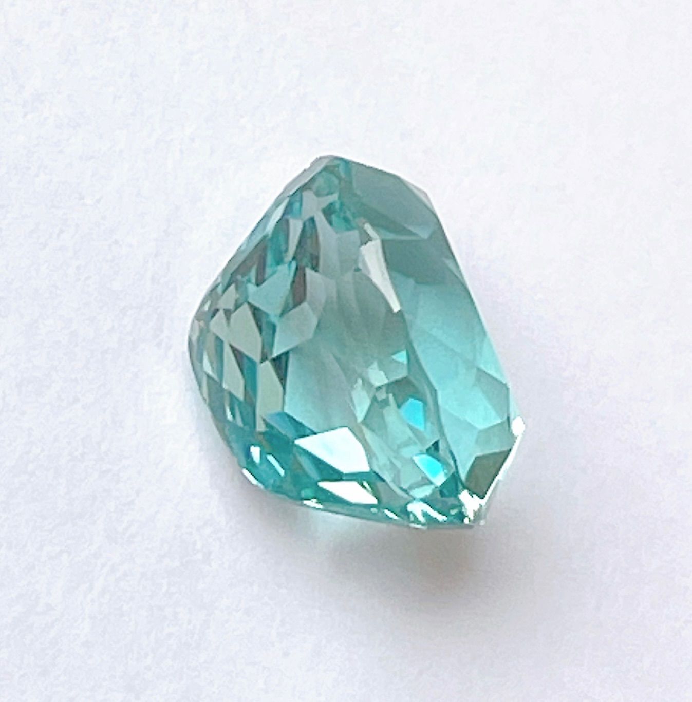 天然石【グリーントパーズ】5.096ct 8.0㎜×10.3㎜ オーバル