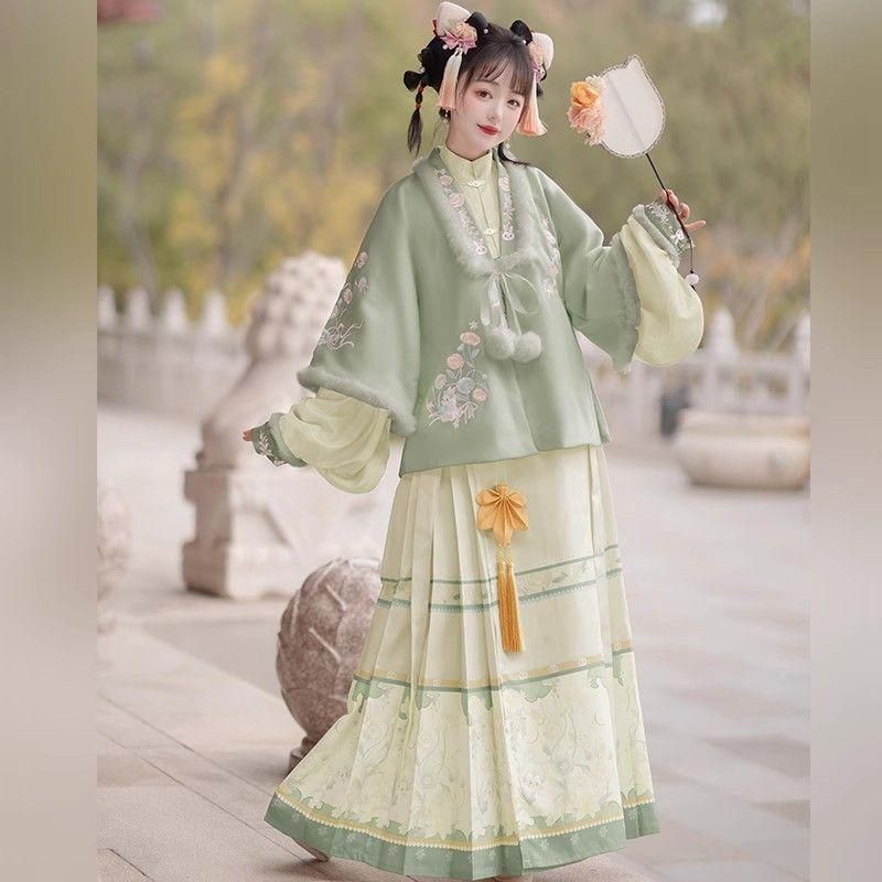 豪華刺繍 漢服