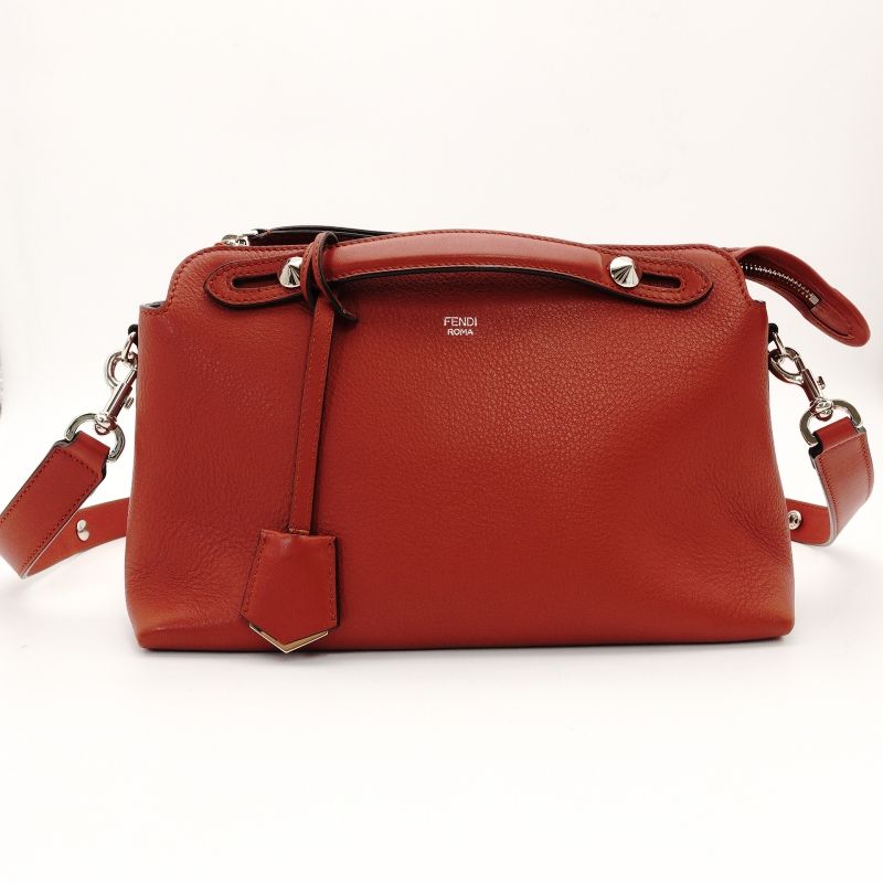 FENDI バイザウェイ美品　レッド ショルダーバッグ フェンディ FENDI バイザウェイ ショルダーバッグ レザー レッド